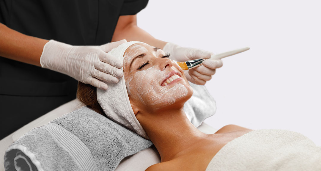 Facial @ 390 19 8 23 1